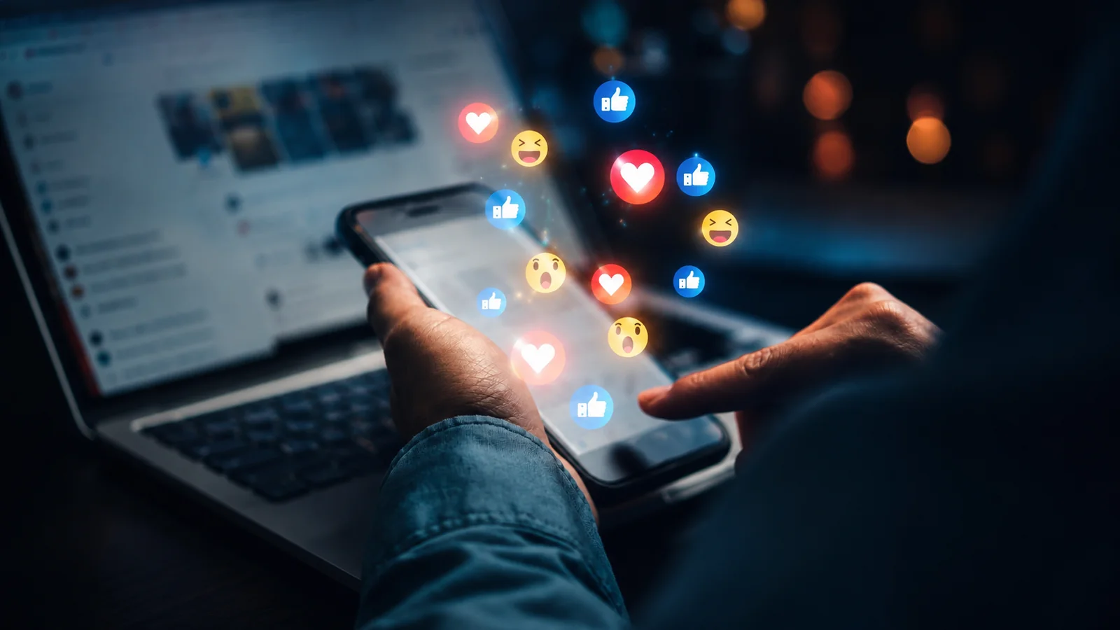 Social media marketing by Awoh Studio